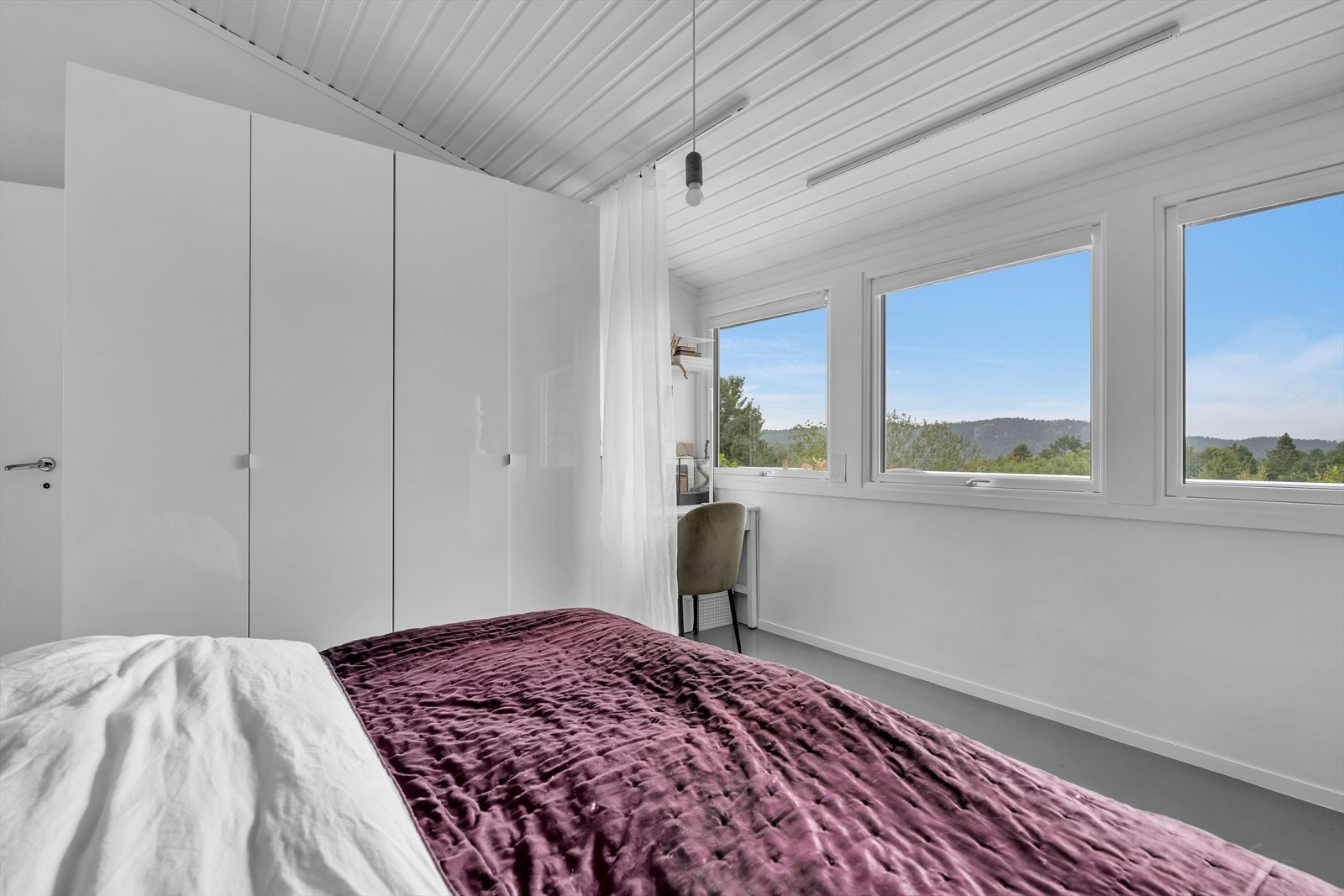 Vidunderlig utsikt utover grønt område. Galleribilde