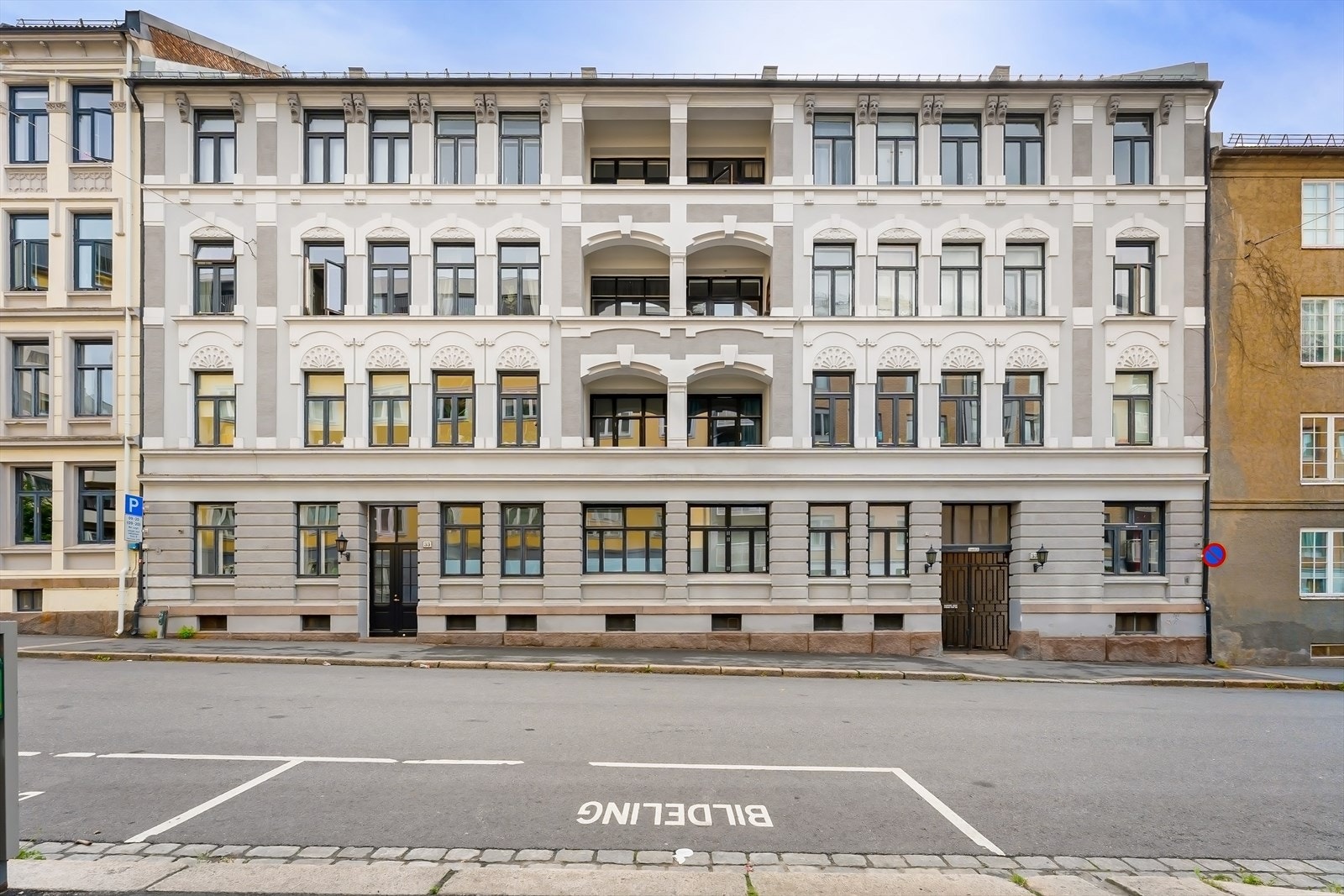 Klassisk og elegant fasade - Velkommen til Sameiet Stensgaten 33 Galleribilde