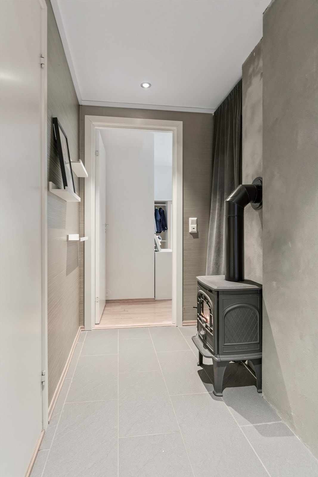 Gang med vedovn Galleribilde