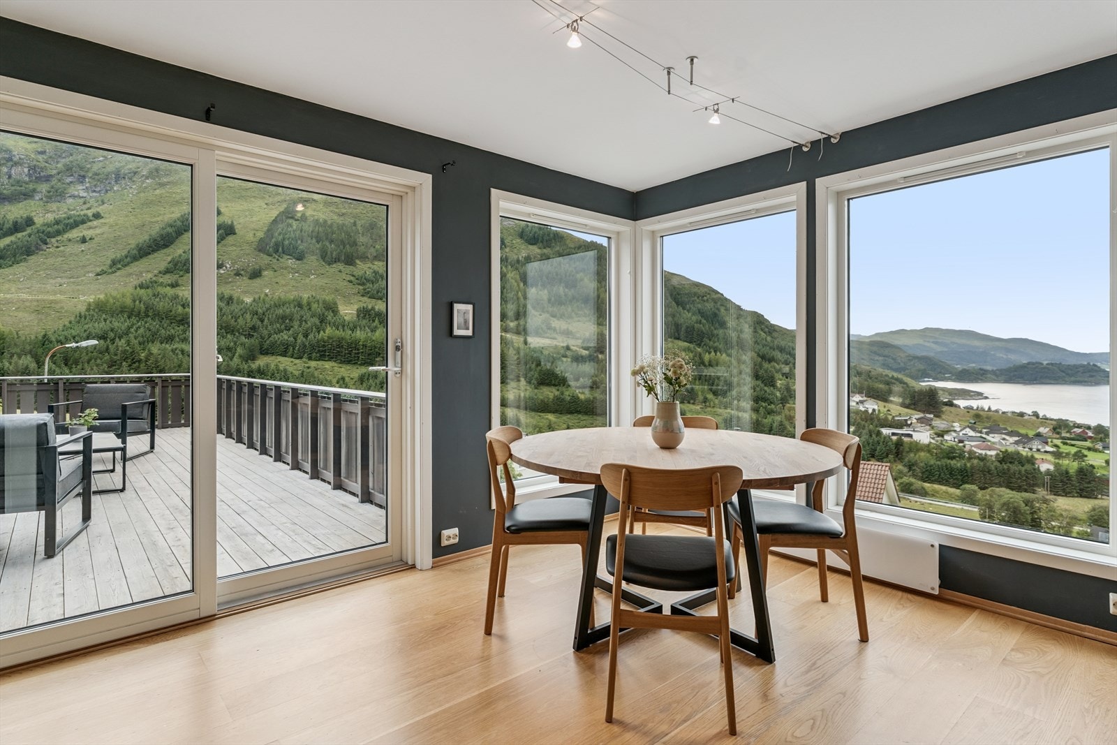 Flott utsikt uten innsyn Galleribilde