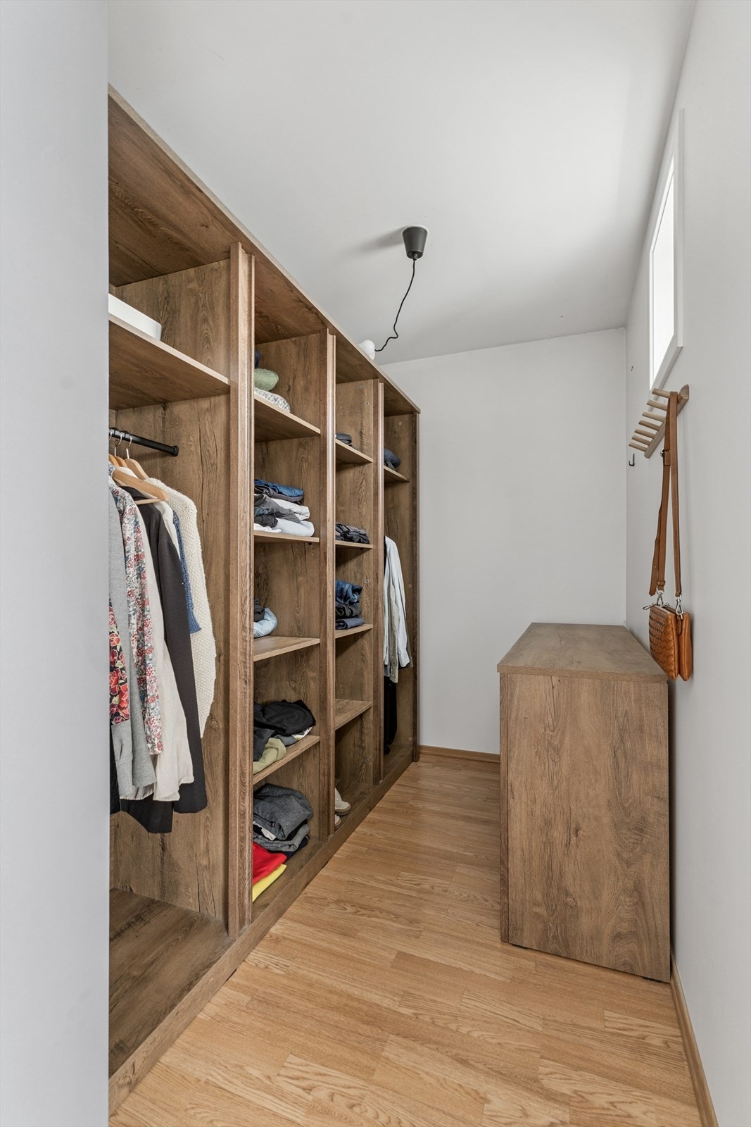 Soverom 1 har walk-in Galleribilde