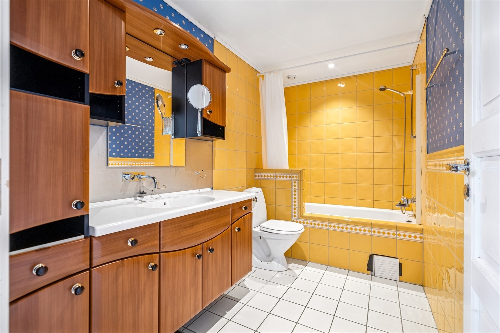 Baderom 1. Galleribilde