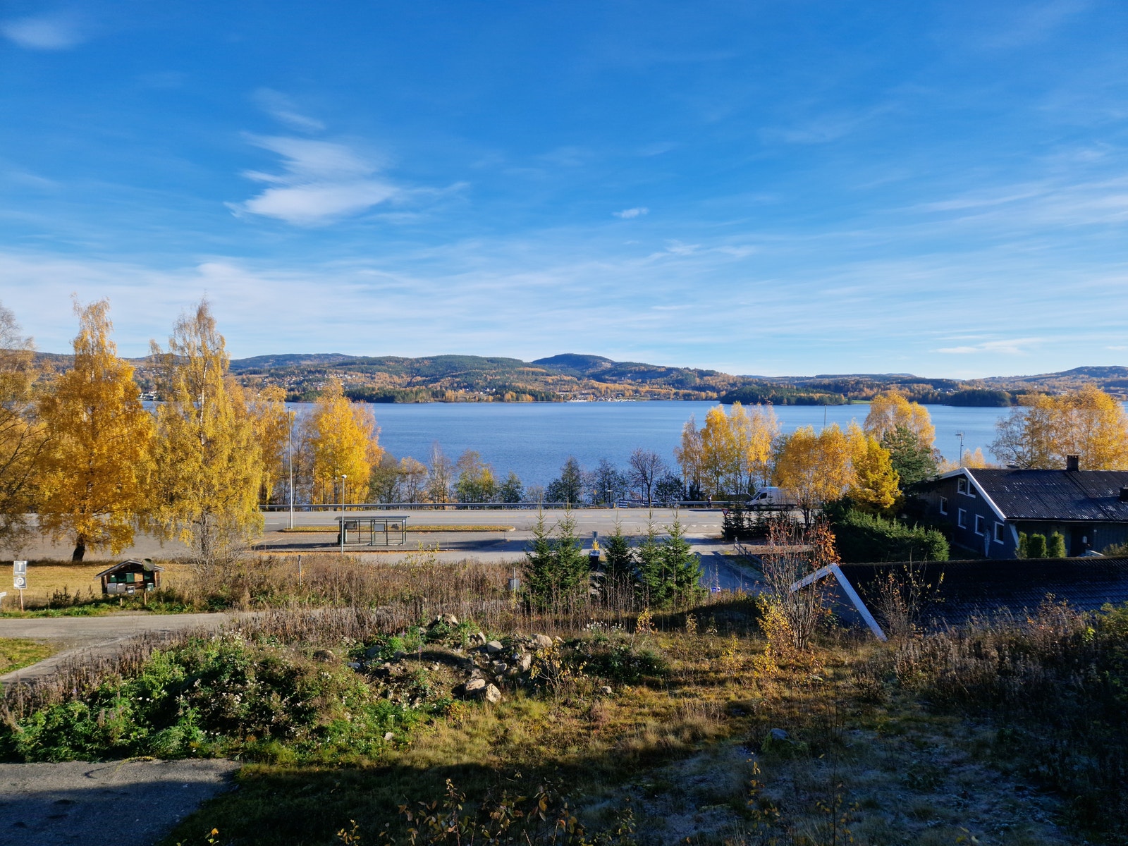 Velkommen til Smedmovegen 2! Utsiktsbilde er fra 2022 Galleribilde