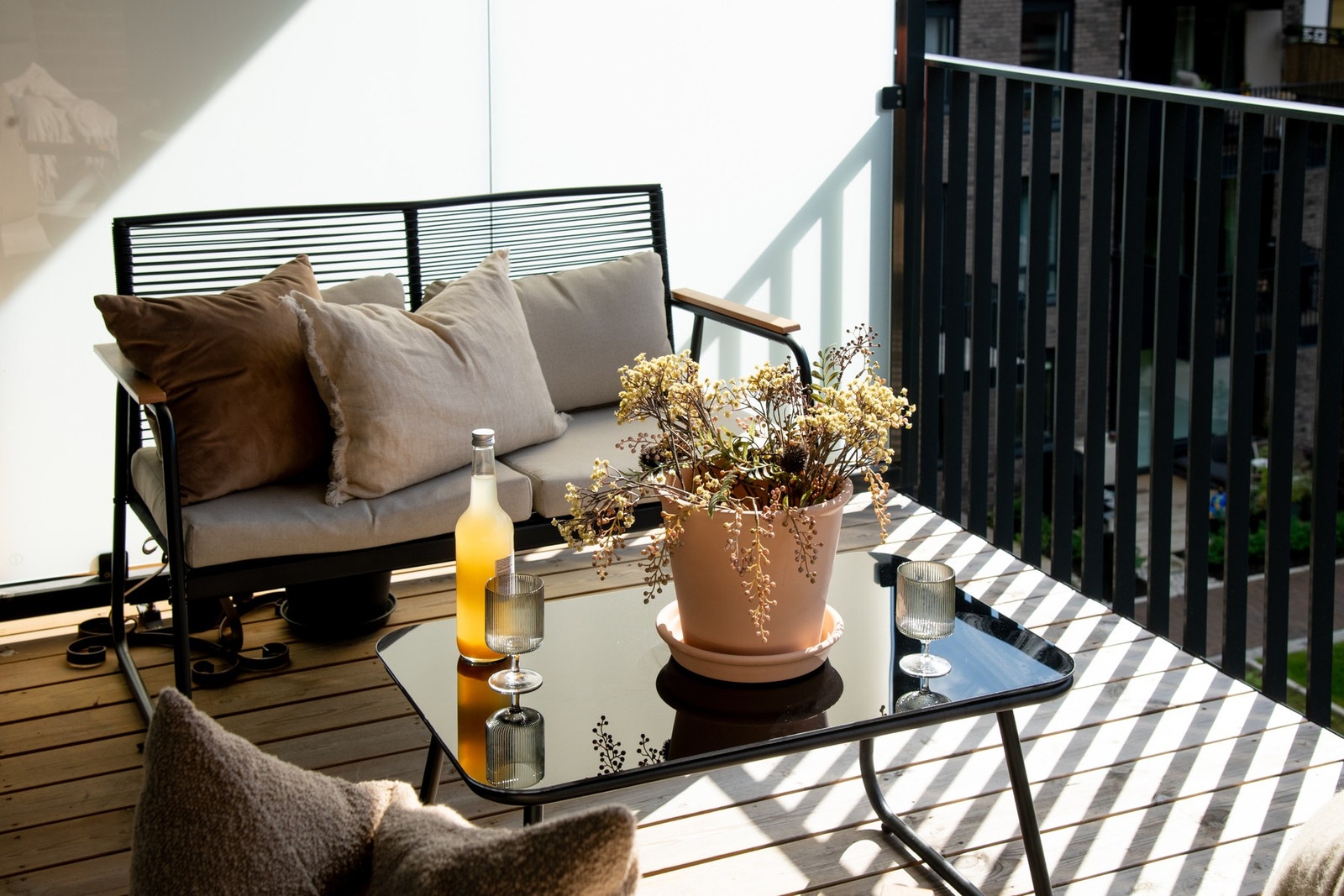 En herlig forlengelse av stuen i sommerhalvåret. Galleribilde