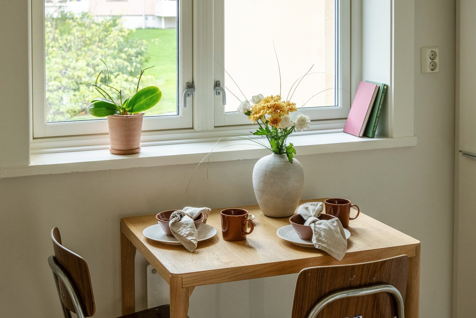 Det er også her mulighet for innredning av et hyggelig spisebord. Galleribilde