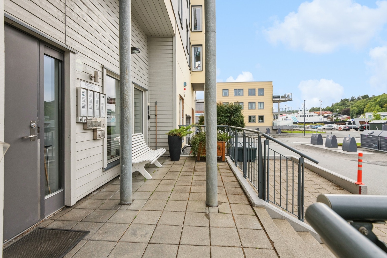 Inngangsparti Galleribilde