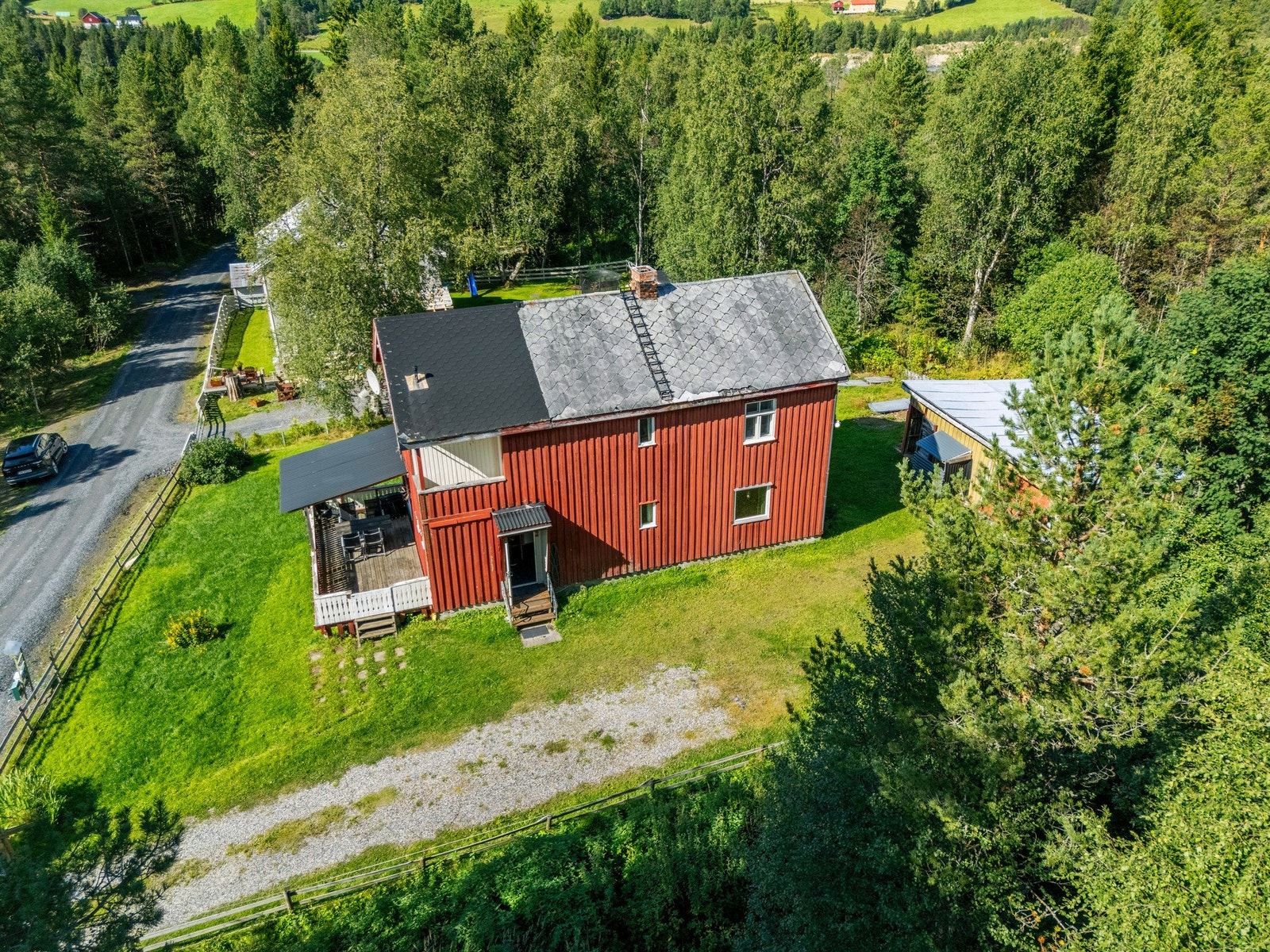 Boligen har en nydelig landlig beliggenhet. Galleribilde