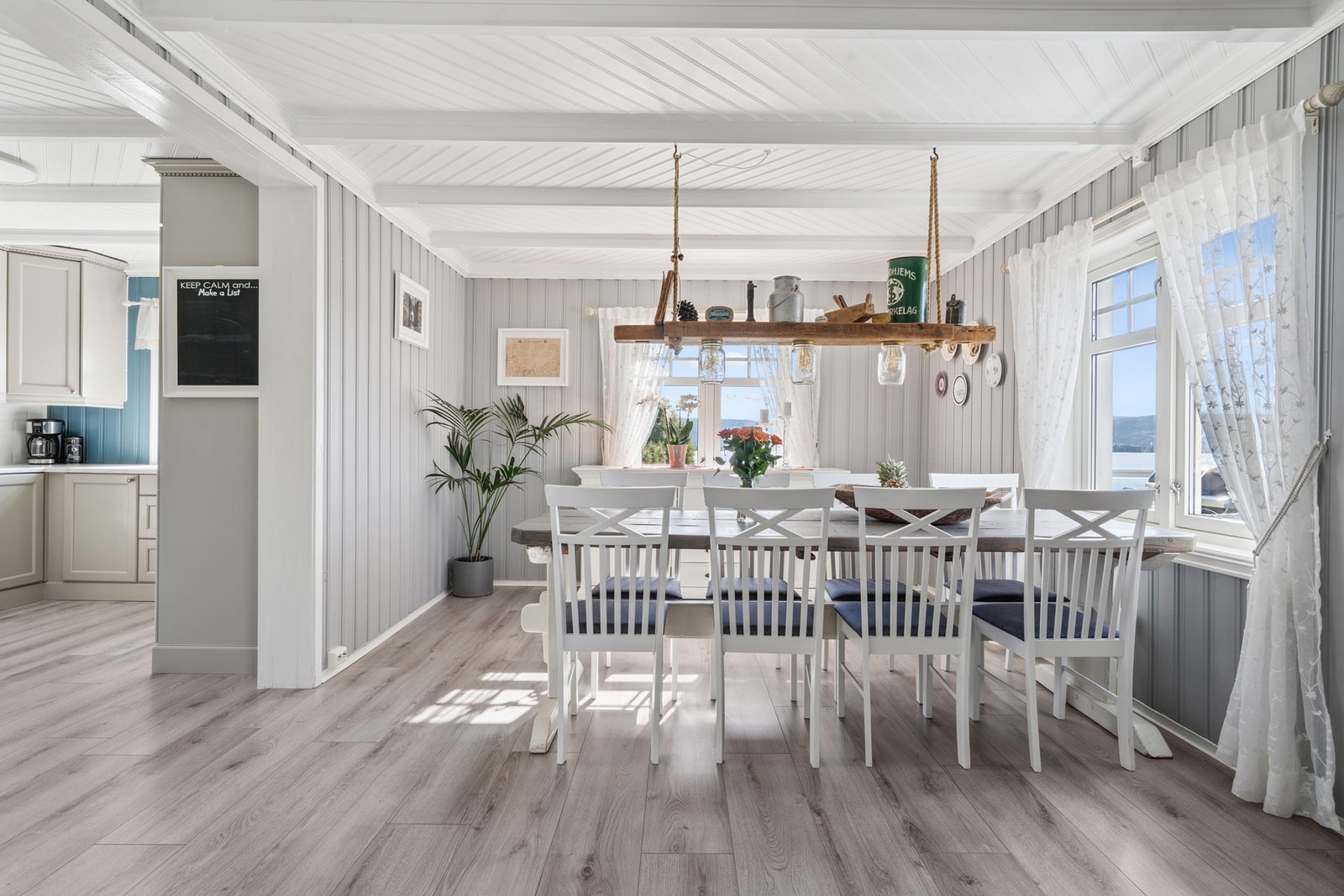 Spisestuen er på 15,5 kvm. Galleribilde