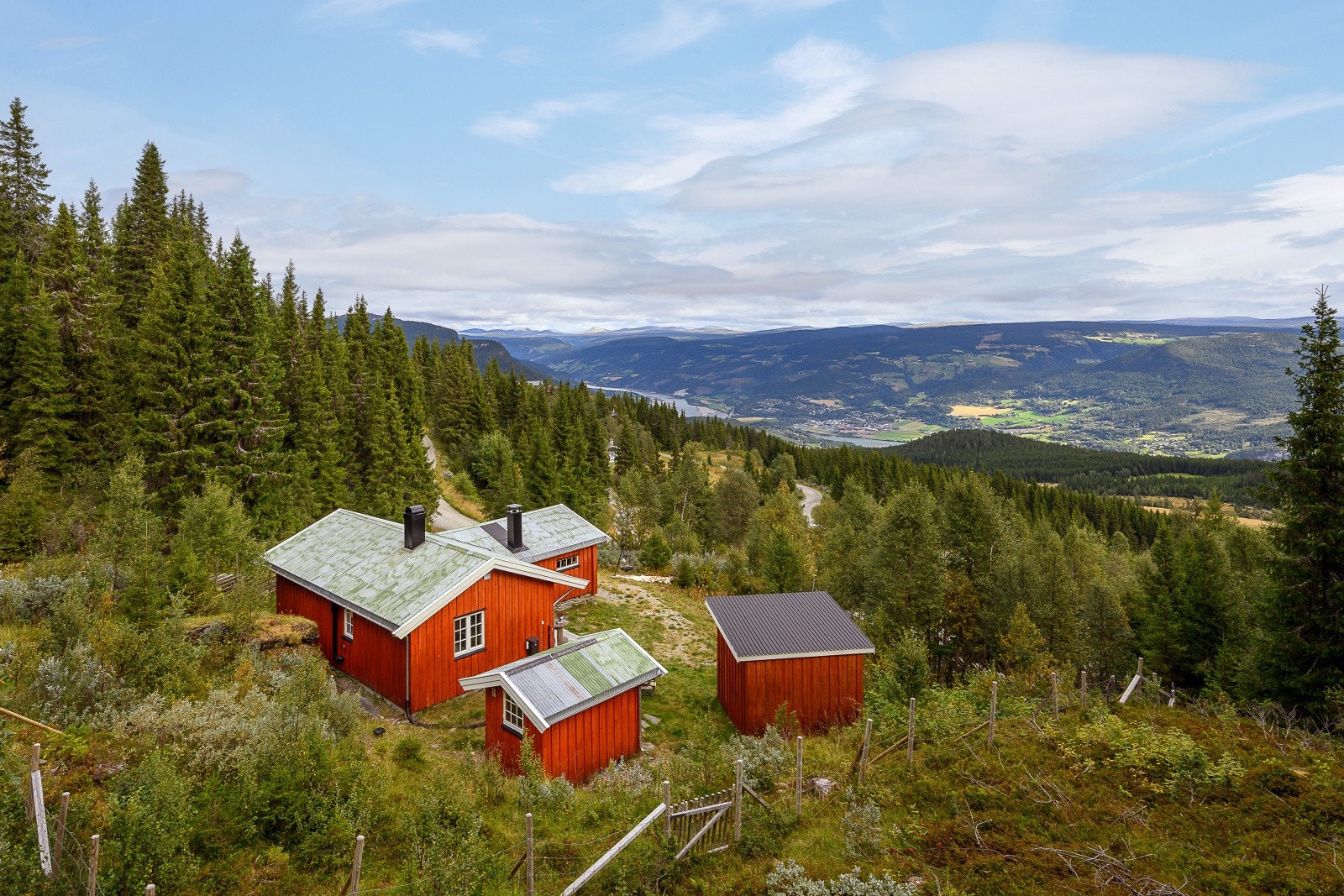 DNB Eiendom ved Martin Slåttholm Sønsteli har gleden av å presentere Bånstervegen 646! Galleribilde