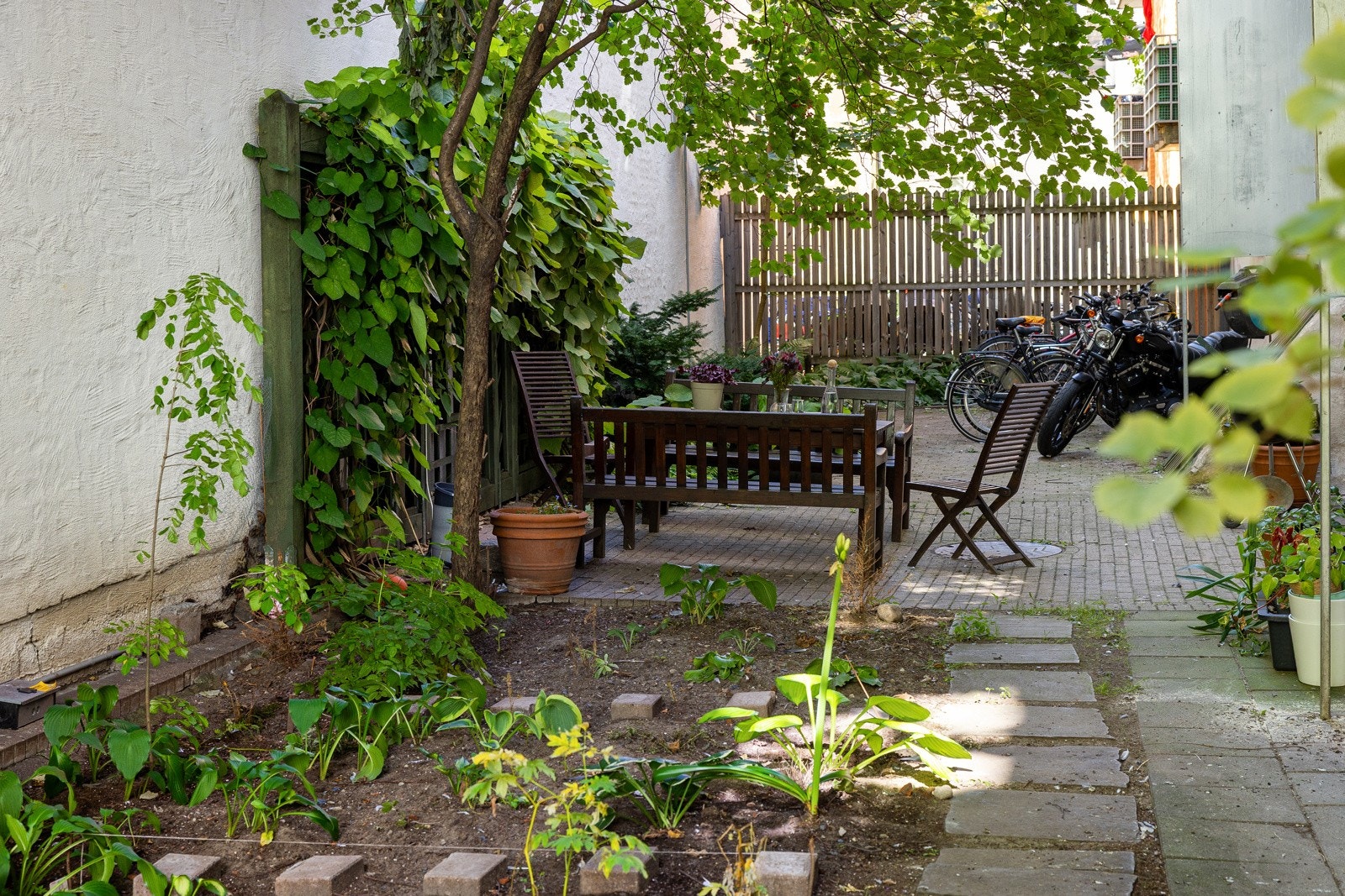 - Sykkelparkering i gårdsrommet - Galleribilde