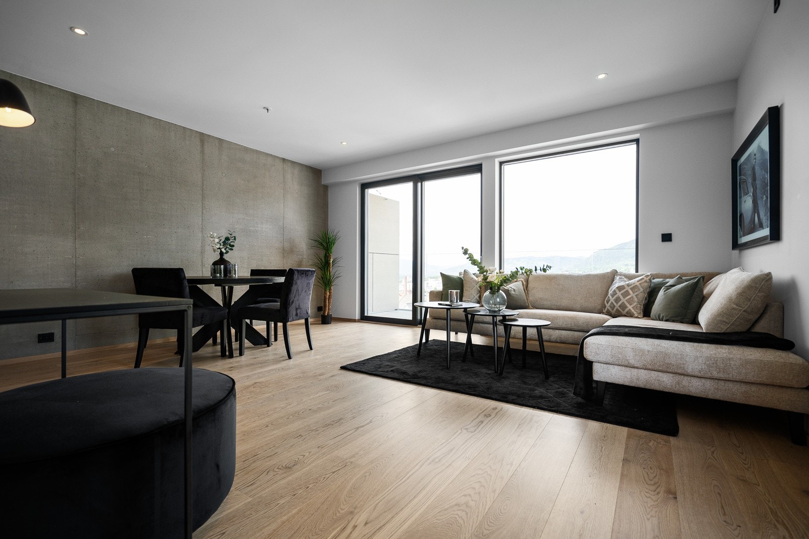 Stuen har utgang til terrassen Galleribilde