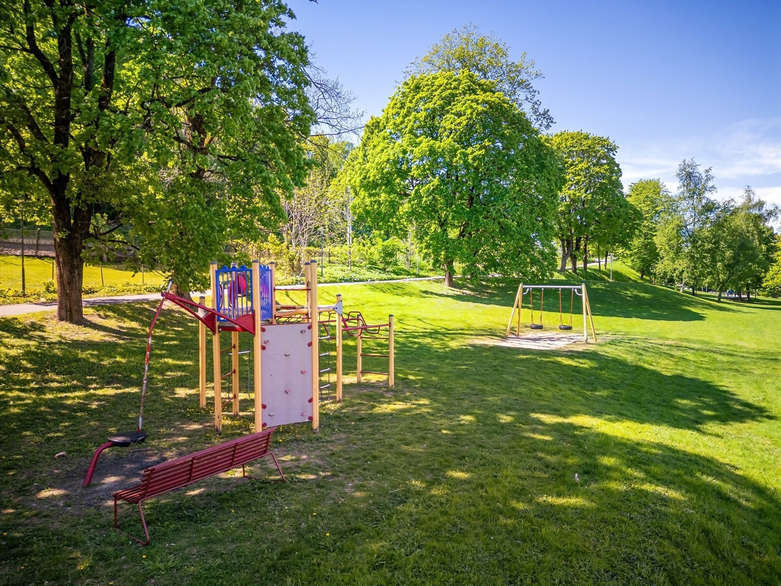 Lekeplass i nærområdet Galleribilde