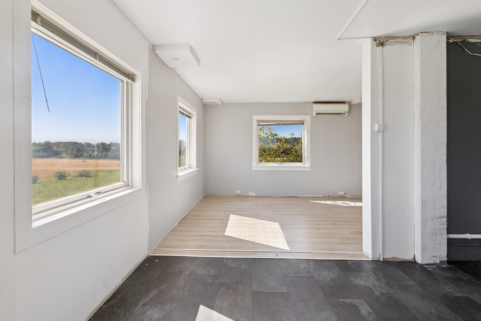 Kjøkken og spisestue Galleribilde