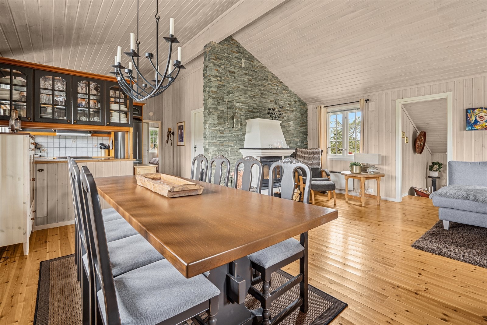 Perfekt for å samle familie og venner til hyggelige måltider Galleribilde