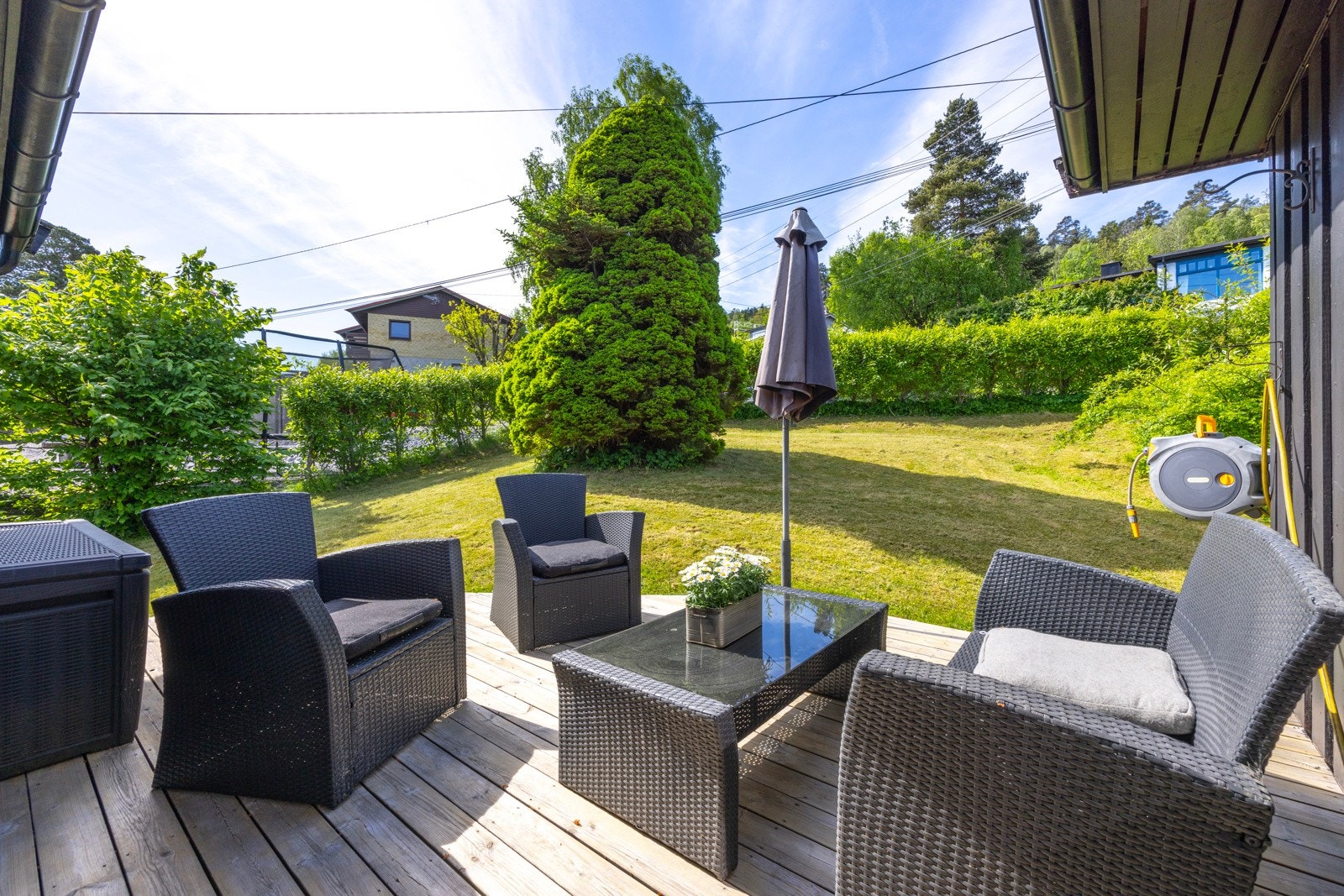 Fin uteplass Galleribilde