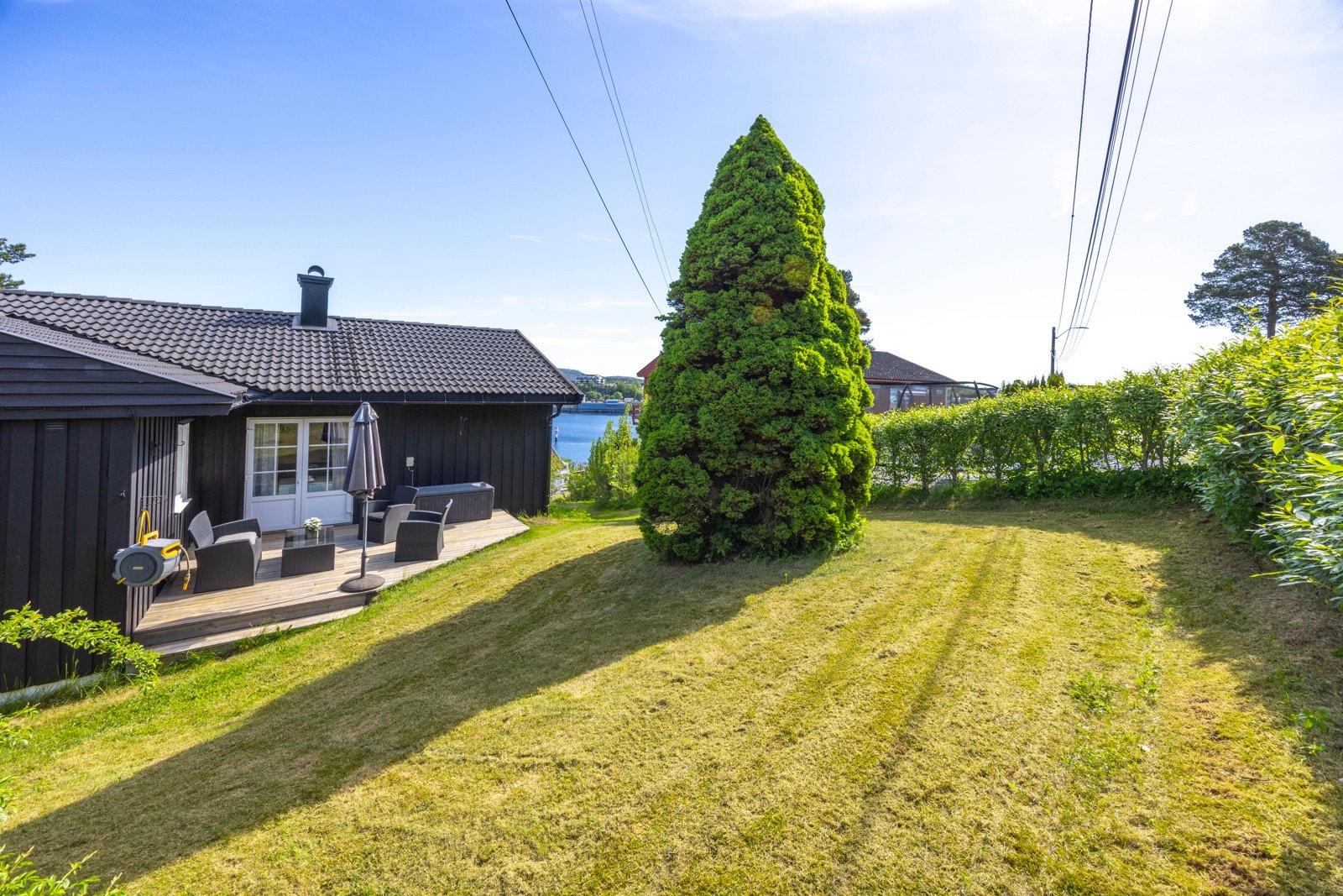 Romslig tomt Galleribilde