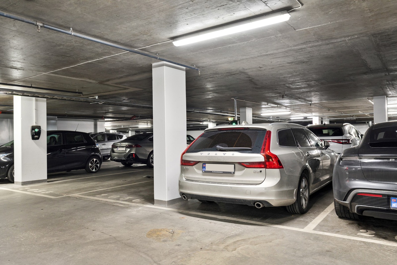 Det medfølger parkeringsplass i felles garasjeanlegg. Galleribilde