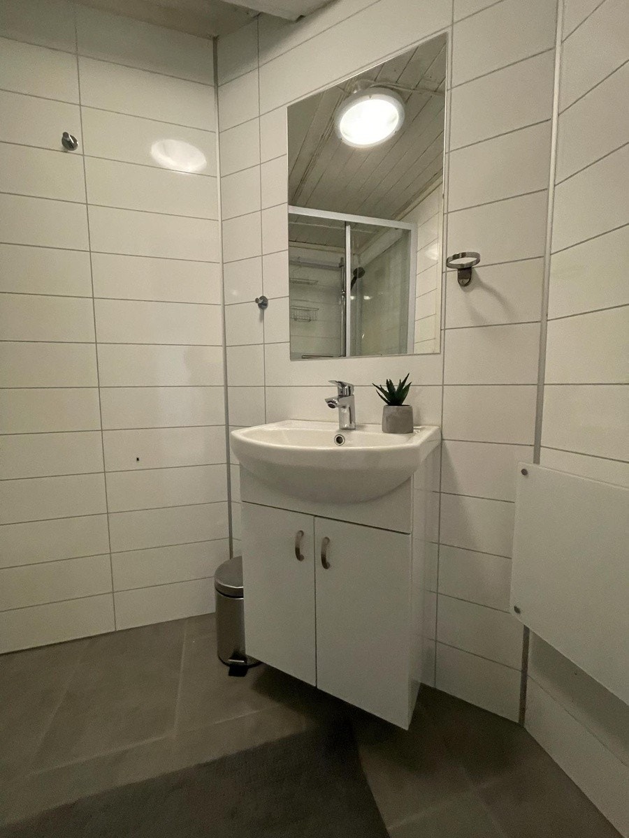 Bad nede Galleribilde