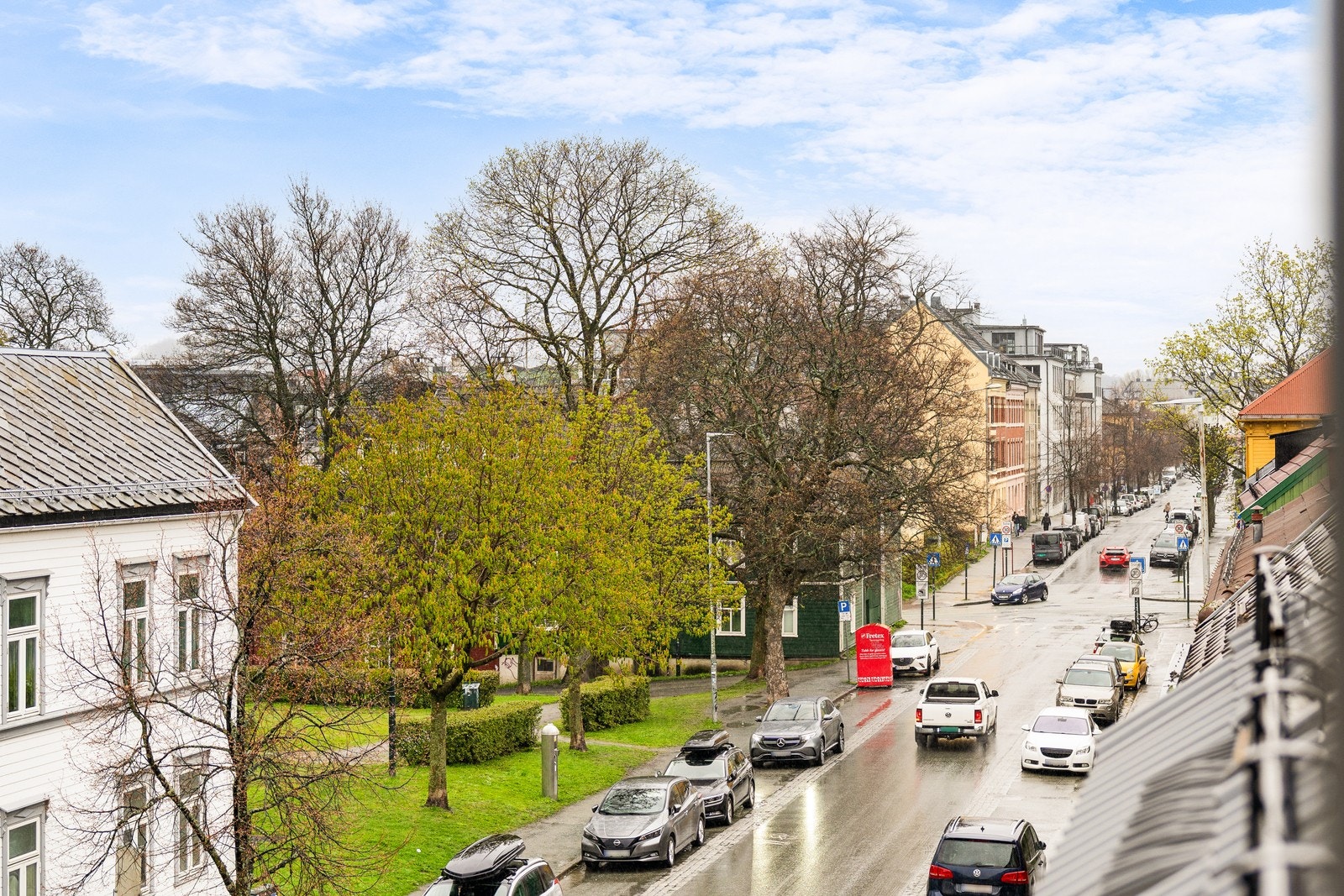 Sentral beliggenhet med nærhet til butikker, transport og fasiliteter. Galleribilde