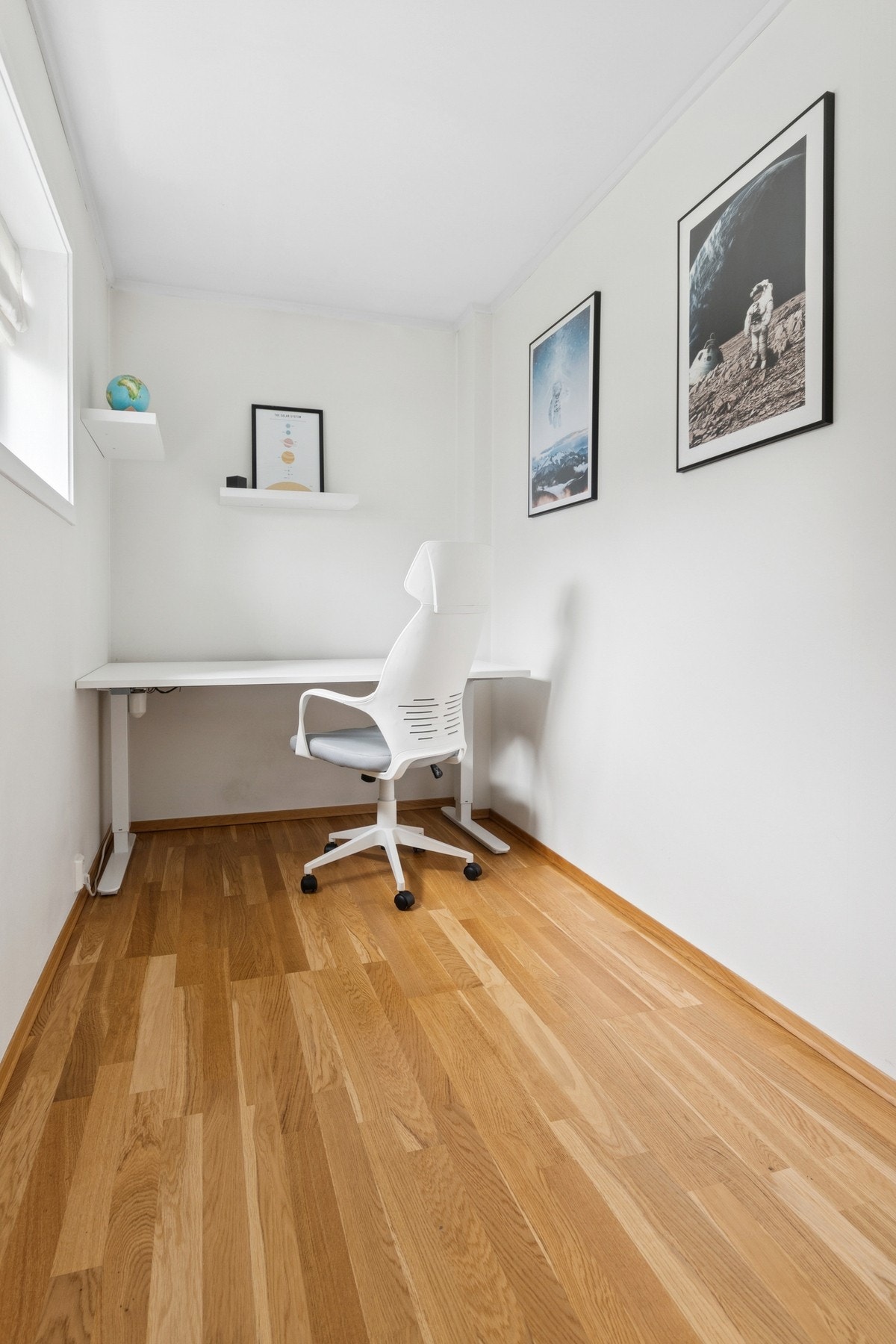 Bod innredet som kontor. Ikke søkt bruksendret hos Bodø kommune. Galleribilde