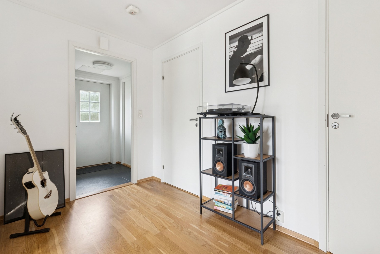 Gang og entré Galleribilde