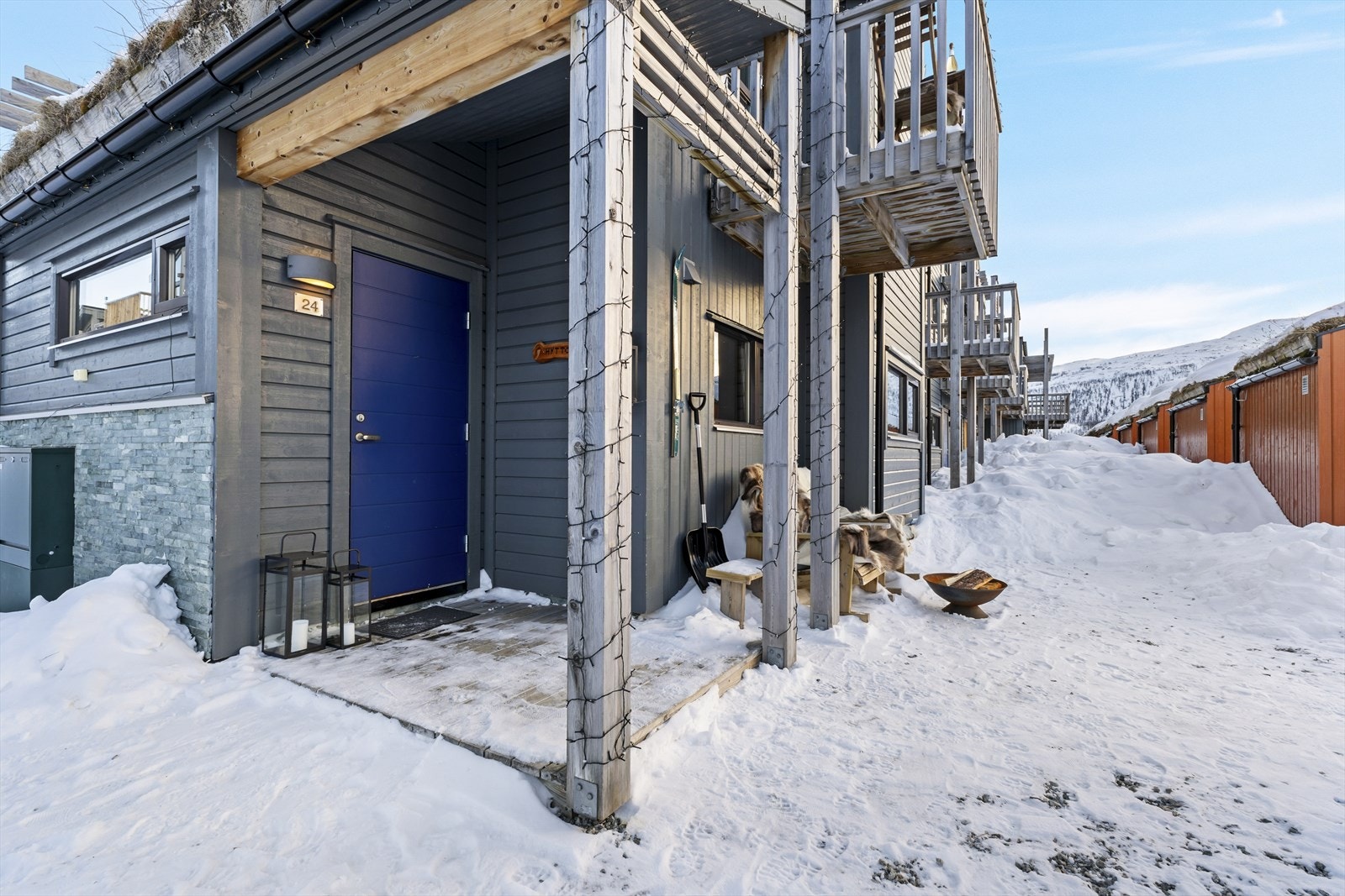 Overbygget inngangsparti Galleribilde