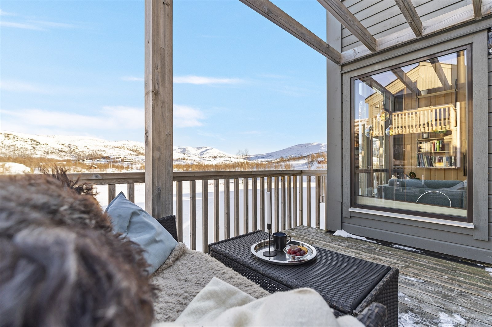 Plass til avslapning og en kopp kaffe mens du nyter utsikten Galleribilde