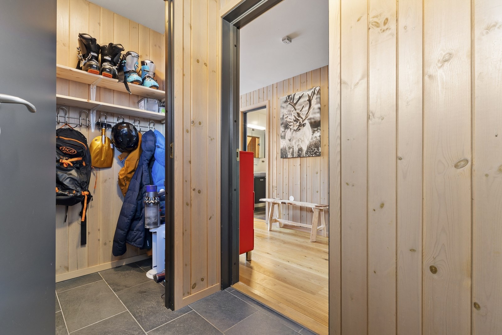 Liten bod i entrèen Galleribilde