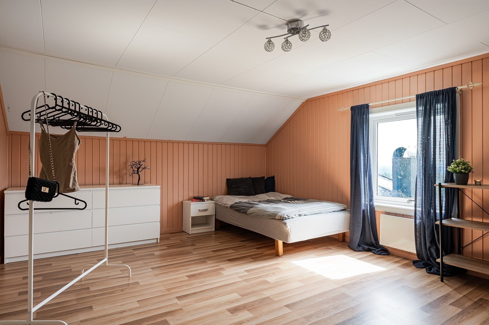 Soverom 2. Galleribilde