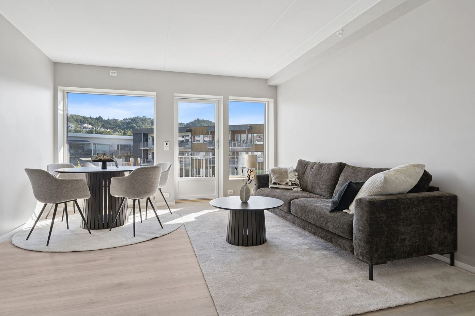 Eiendomsmegler 1 ved Andreas Herjuan presenterer: Stemorkroken 35. Galleribilde