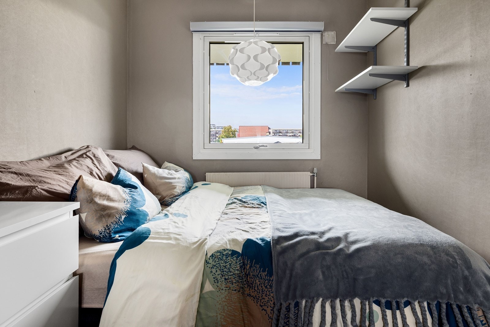 Leiligheten har ett soverom. Galleribilde