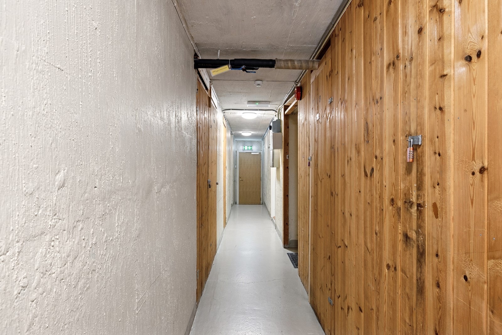 Medfølger bod i kjeller og på loft Galleribilde