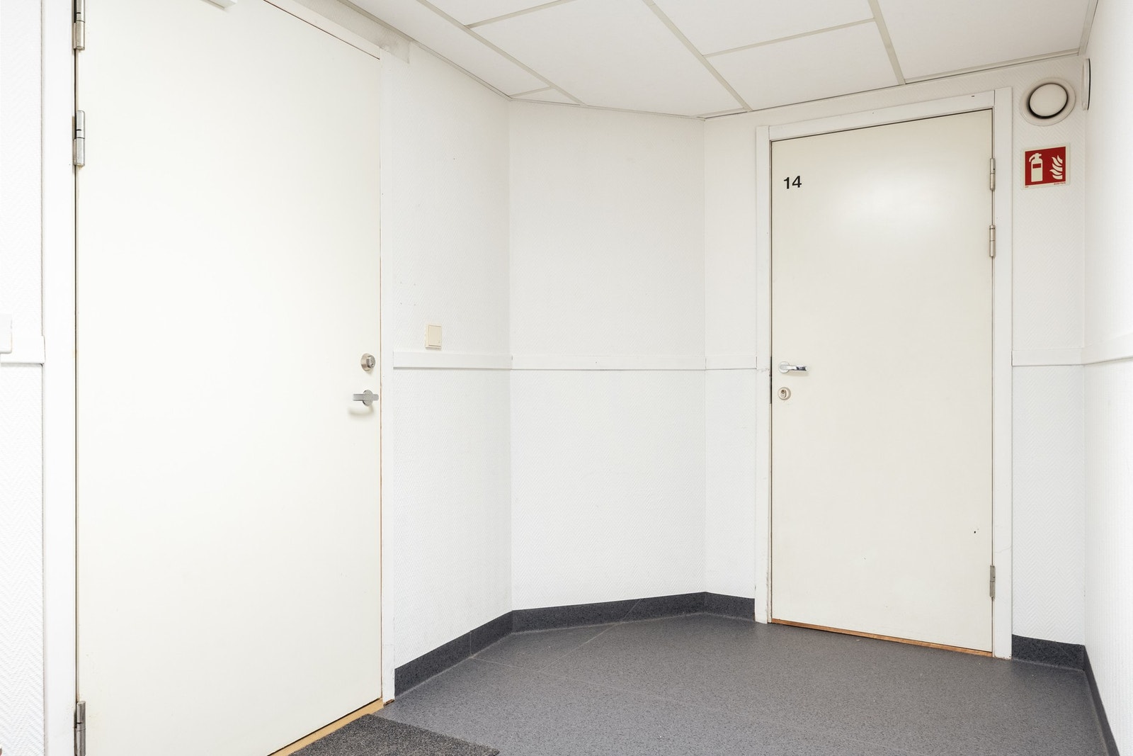 Leiligheten har en ekstern bod på 6,4 kvm like ved inngangsdør. Galleribilde