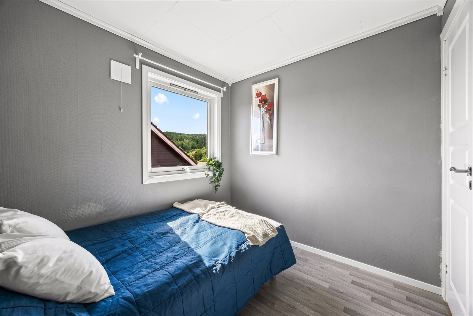 Alle rommene er malt i behagelige fargetoner, som gjør det enkelt å innrede etter dine egne ønsker. Galleribilde