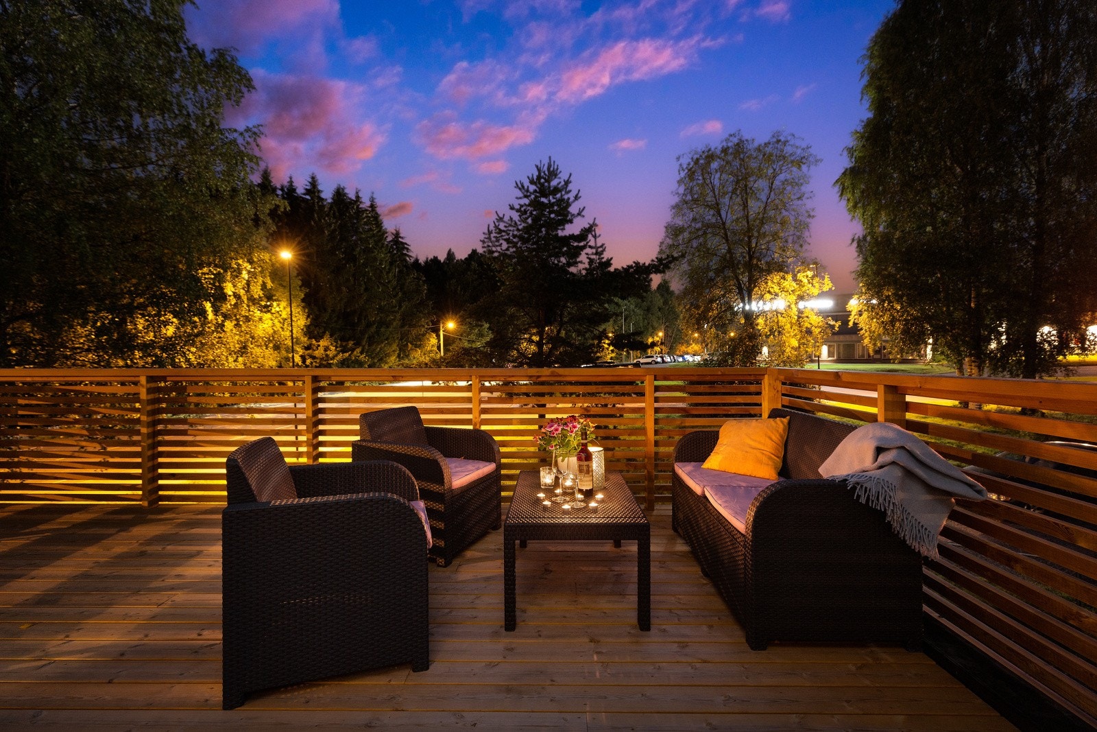 Stemning fra terrassen med utgang fra stuedel! Galleribilde