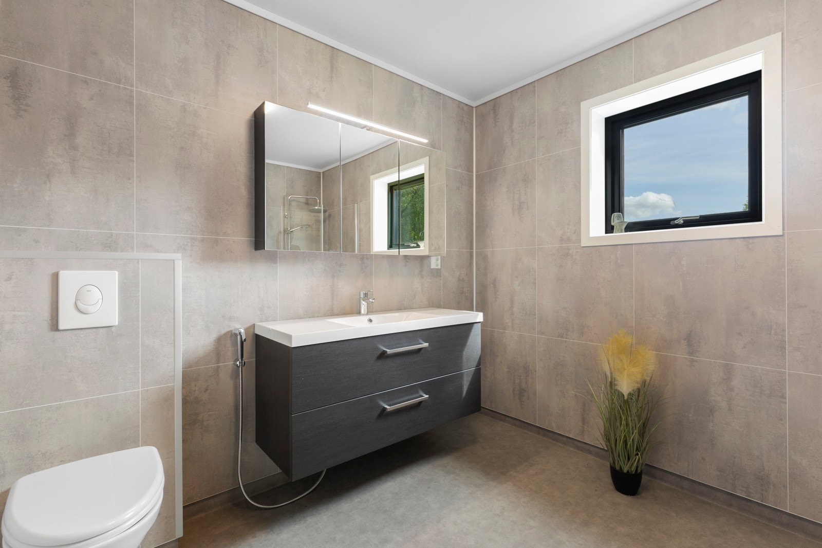 Boligen har to bad Galleribilde