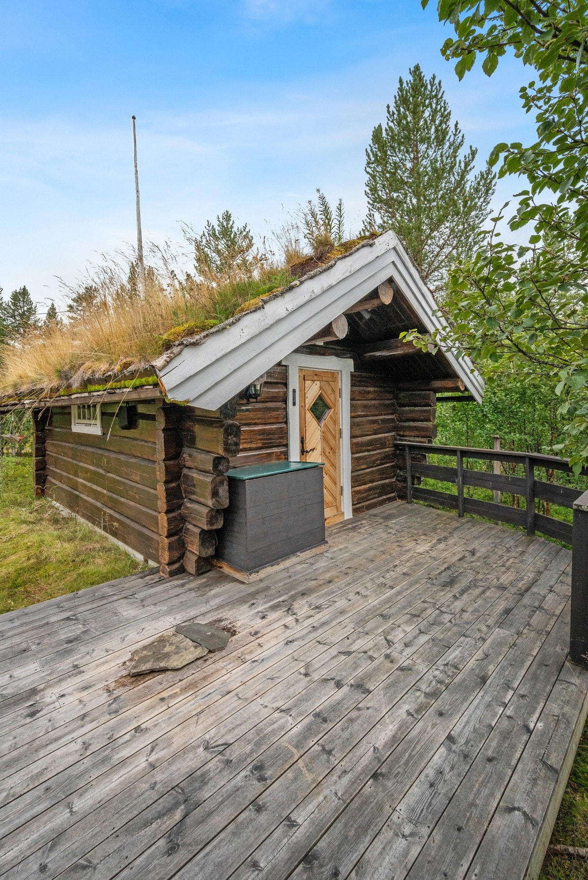 I tillegg til hytta ble det i 2000 oppført et frittstående anneks. Galleribilde