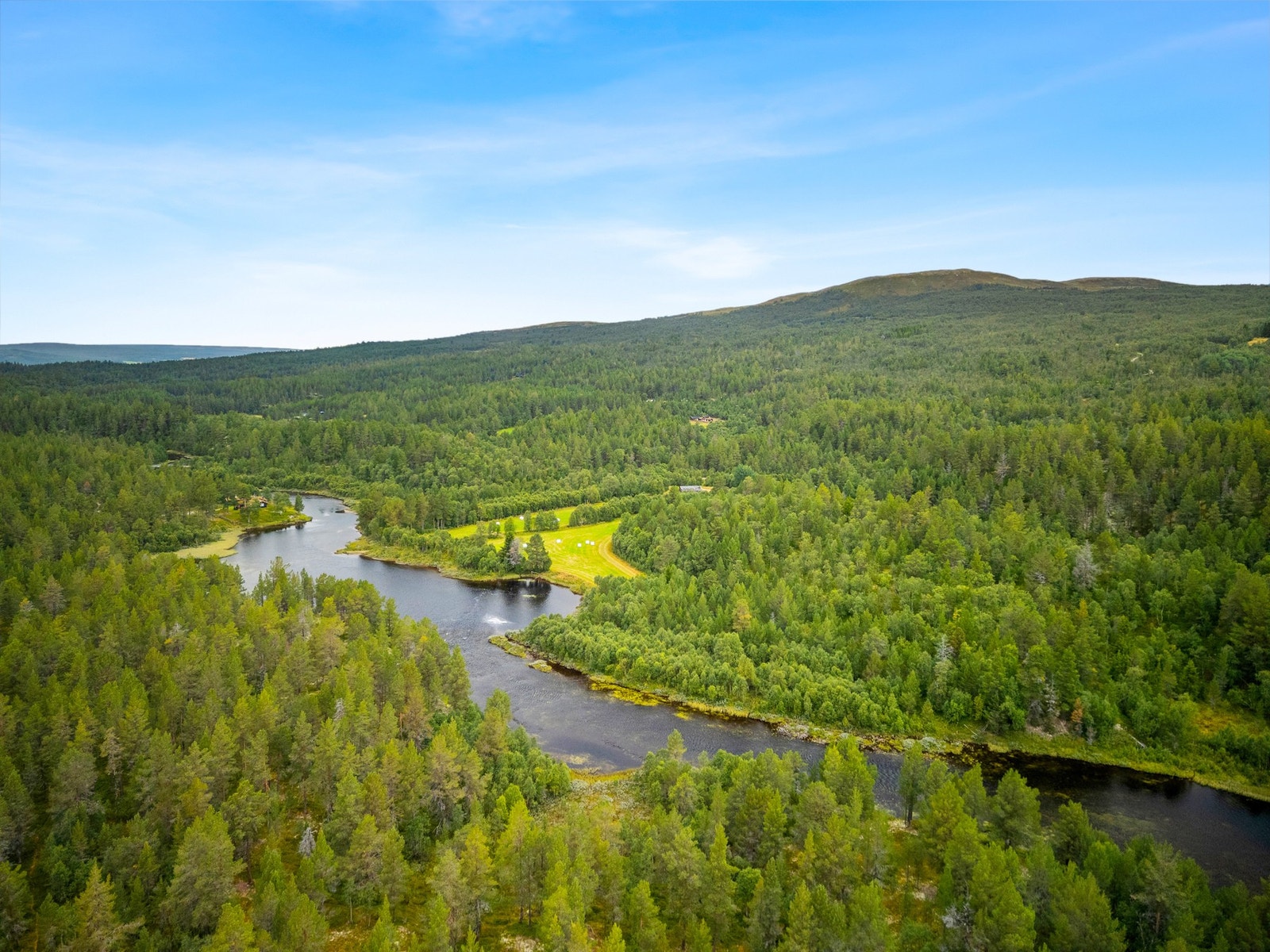 En fin dagstur er til Gråhøgda, enten til fots eller på sykkel. Galleribilde