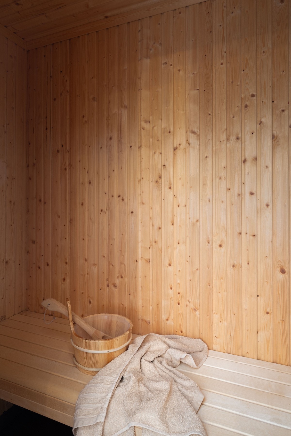 Hva er vel bedre enn en tur i badstuen etter en dag ute i fjellet? Galleribilde