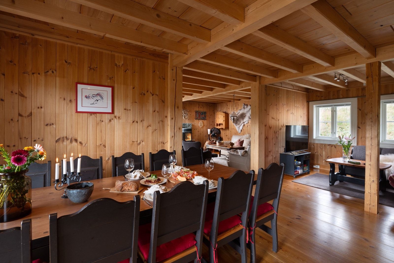 Hytten har en praktisk planløsning Galleribilde