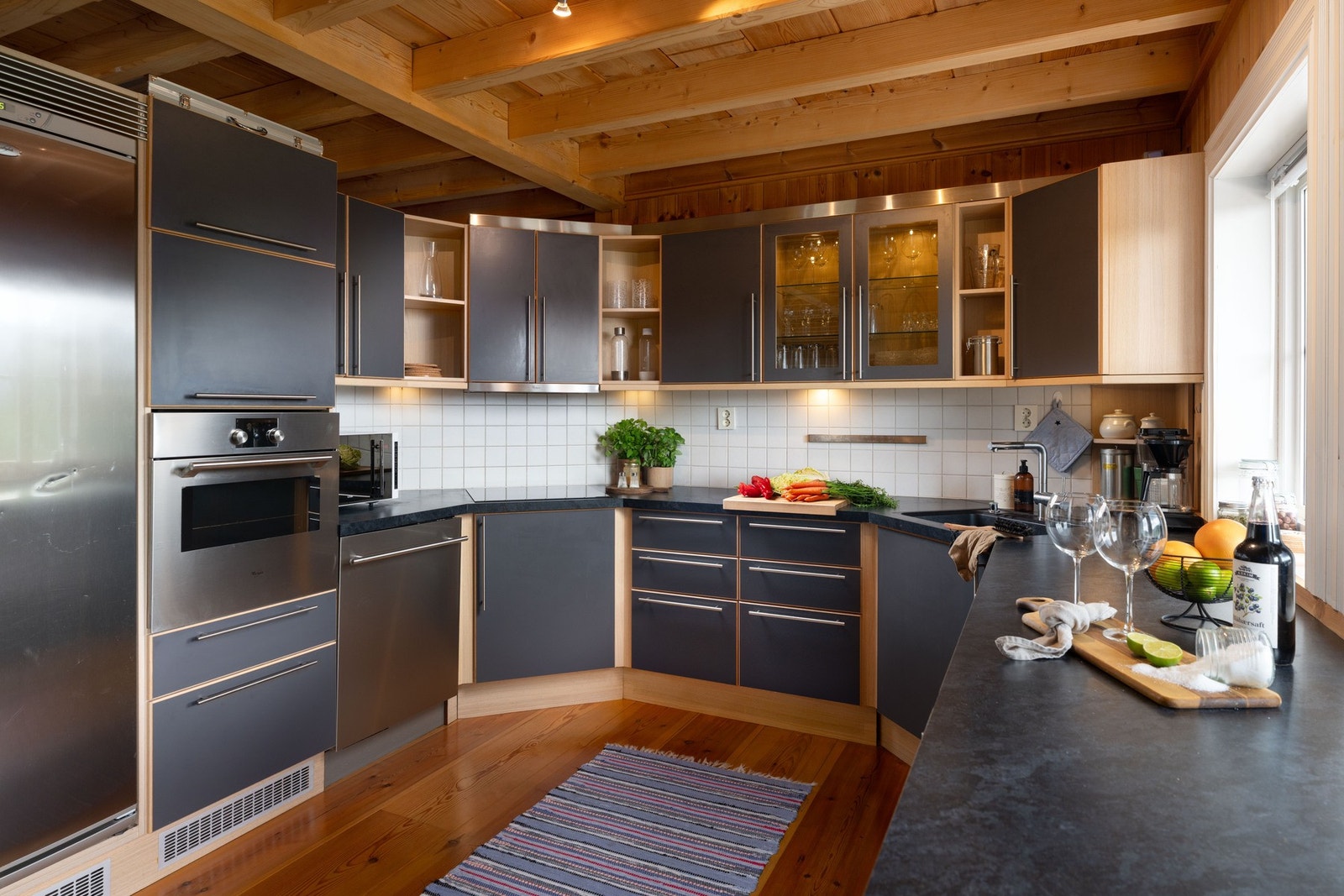 Kjøkkenet har alt man trenger for å trylle frem de lekreste retter Galleribilde