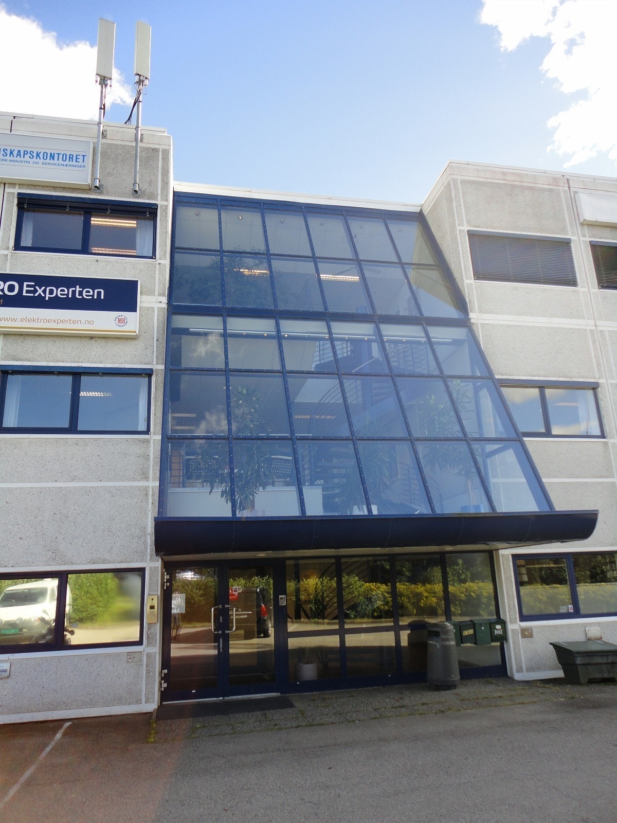 Inngangsparti Galleribilde