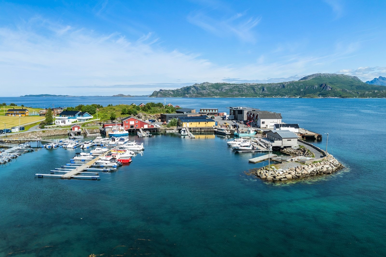 Småbåthamna. Galleribilde