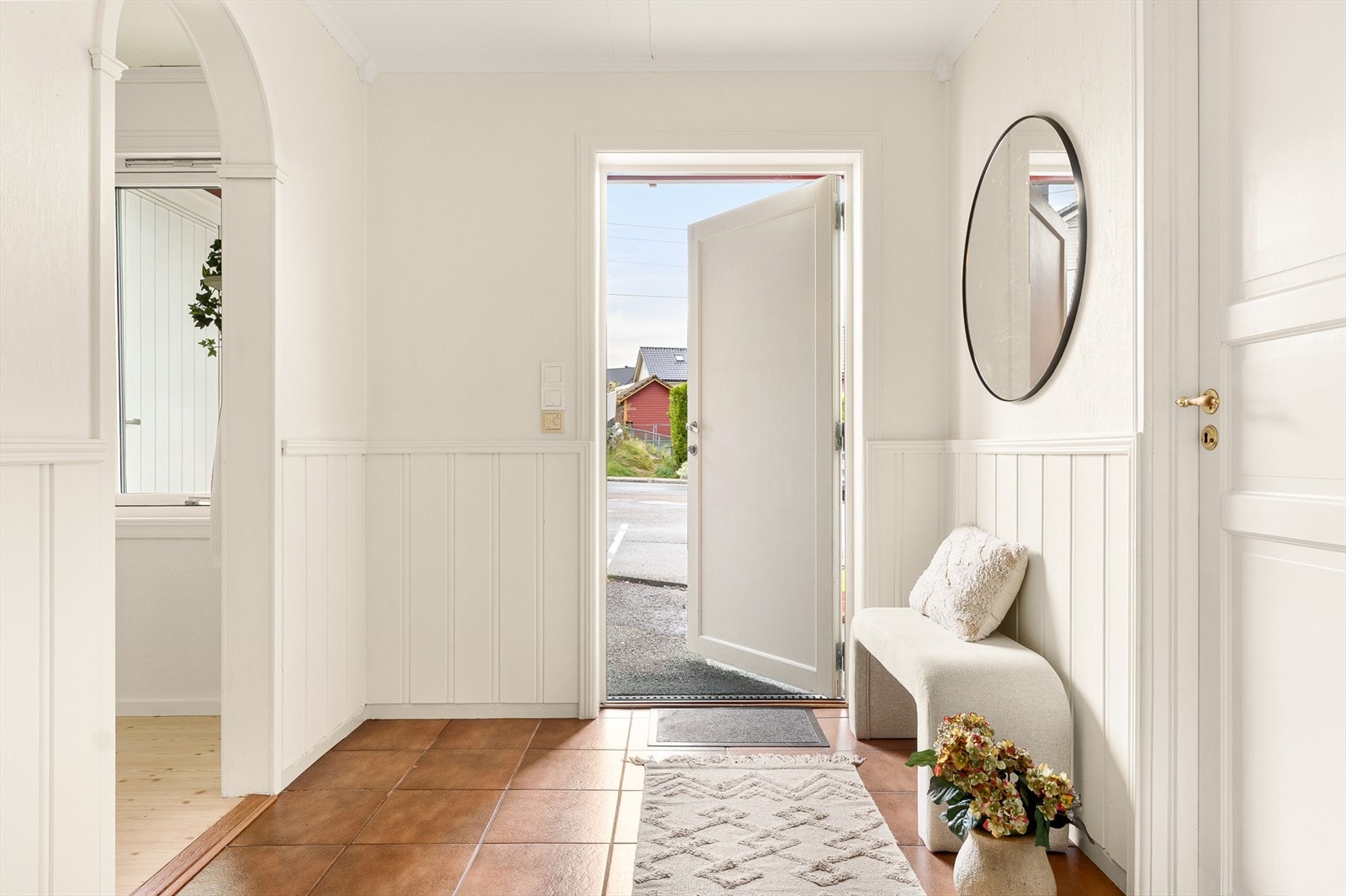 Lys og innbydende entre. Galleribilde