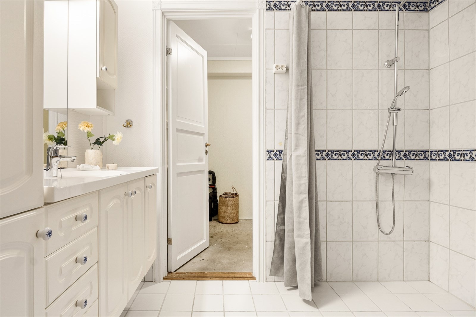 Leiligheten har også et eget vaskerom på 5,1 m². Galleribilde