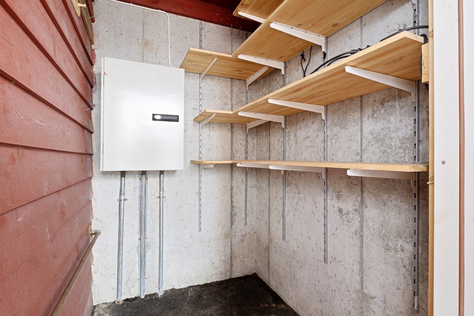 Utvendig bod på 2 m². Galleribilde