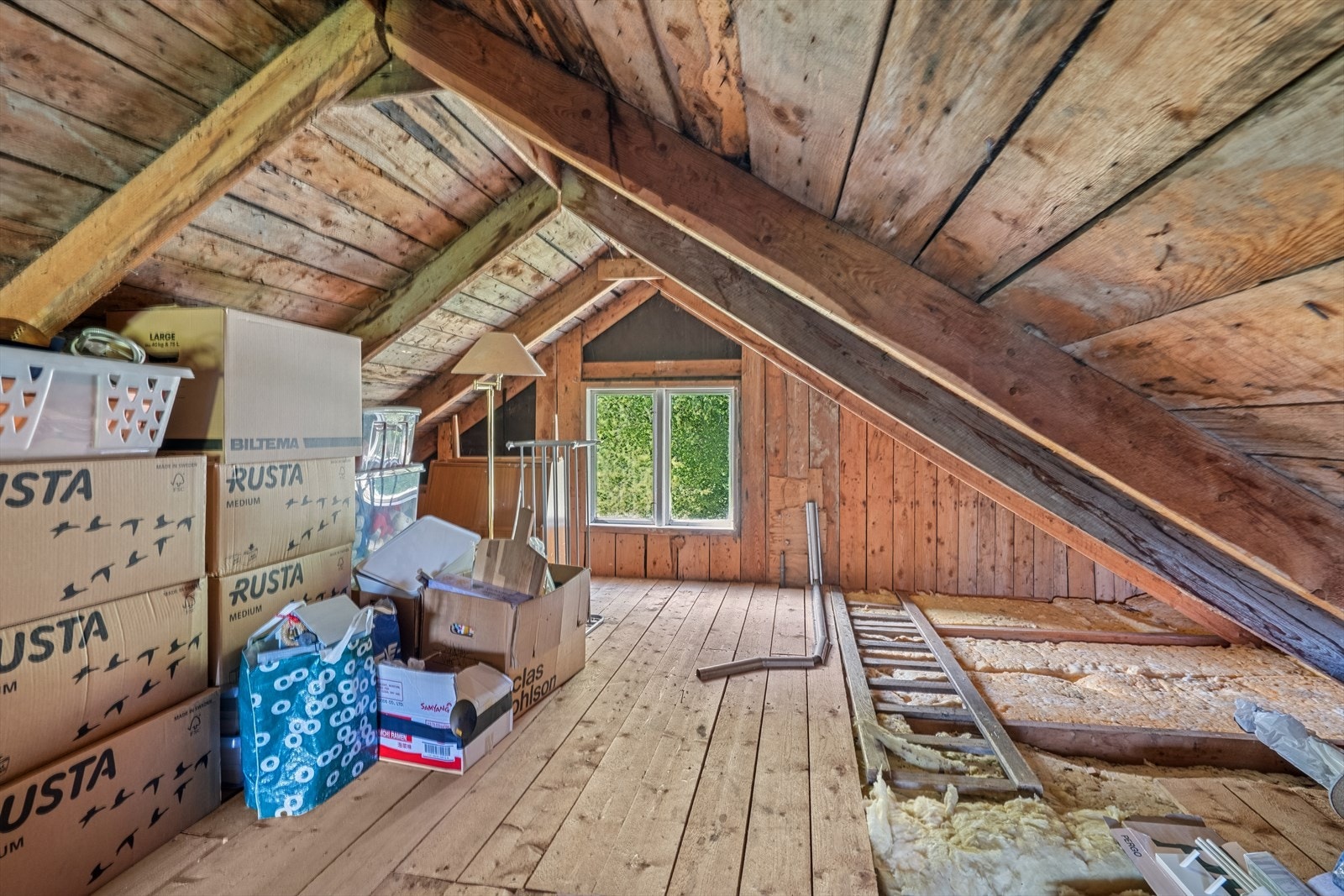 Råloft. Galleribilde
