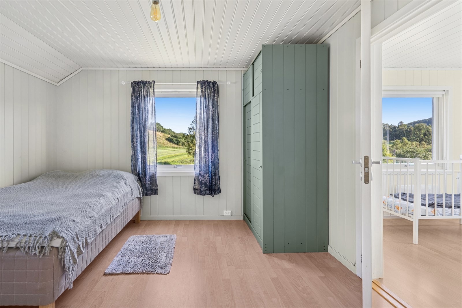 God plass til garderobeløsning. Galleribilde