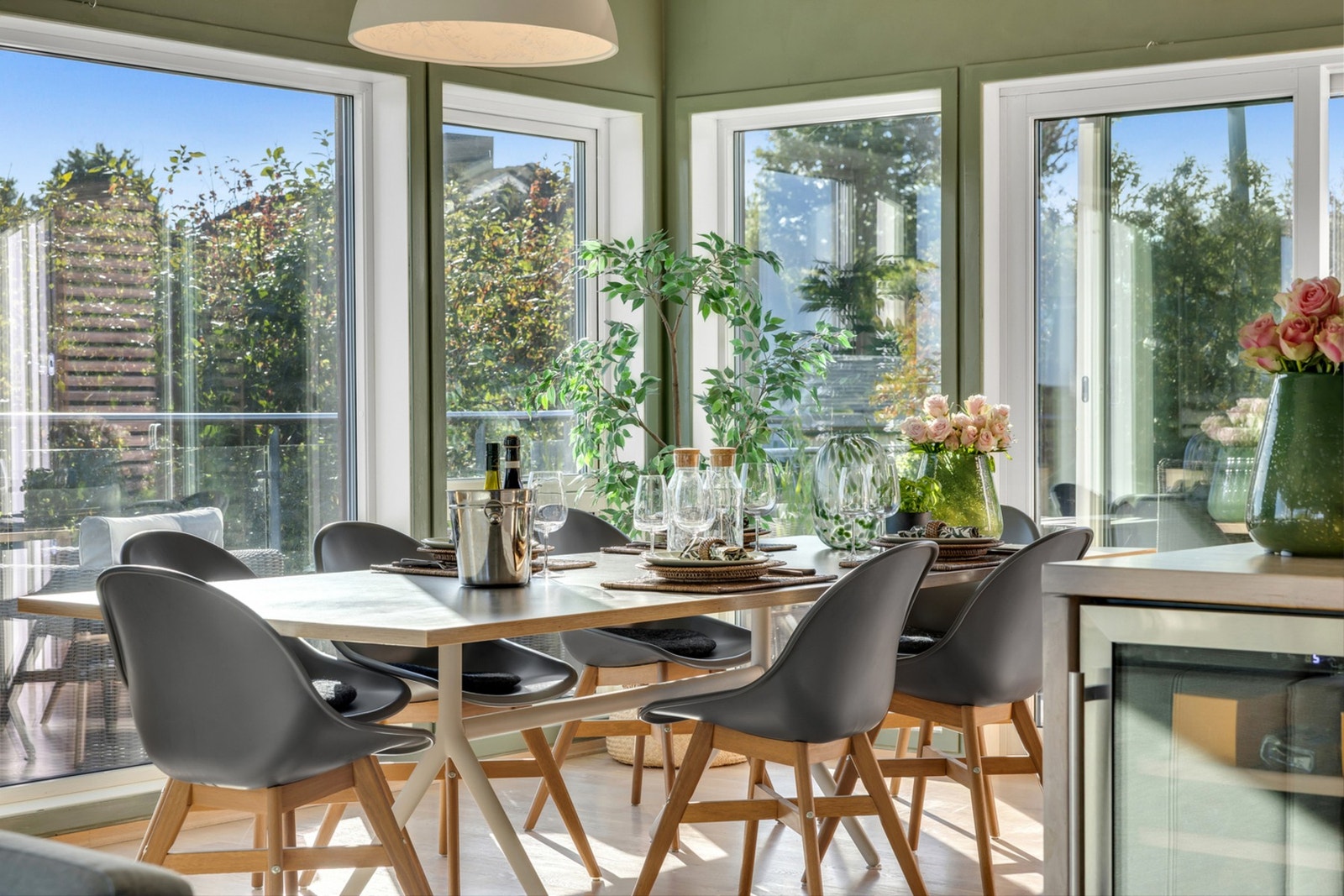 Fantastisk atmosfære. Galleribilde