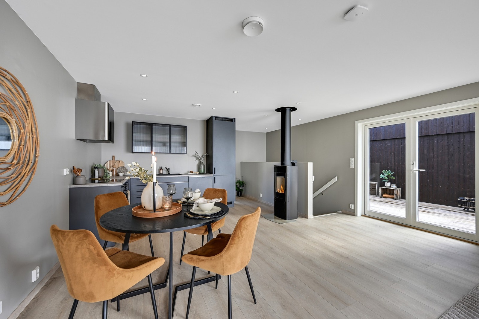 Vi fortsetter rundturen ut balkongdøren fra stuen. Galleribilde